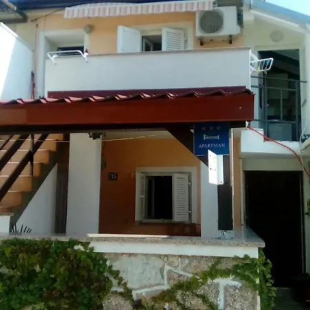 Sersic Apartment *