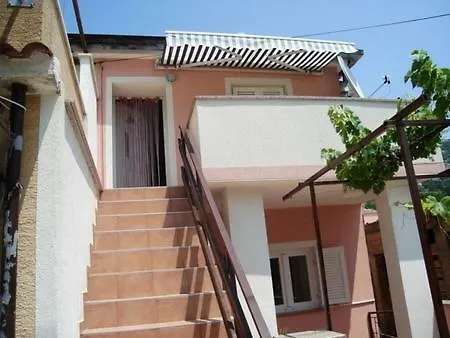 Sersic Διαμέρισμα Baška